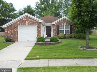 76 Maple Leaf Cir, Sewell, NJ 08080