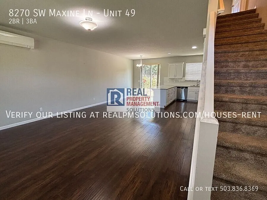 Modern Townhome Available in Wilsonville — Photo 2