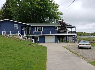 4419 E State Rd, Hale, MI 48739