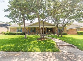 8328 Van Pelt Dr, Dallas, TX 75228