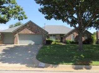 6517 NW 111th St, Oklahoma City, OK 73162