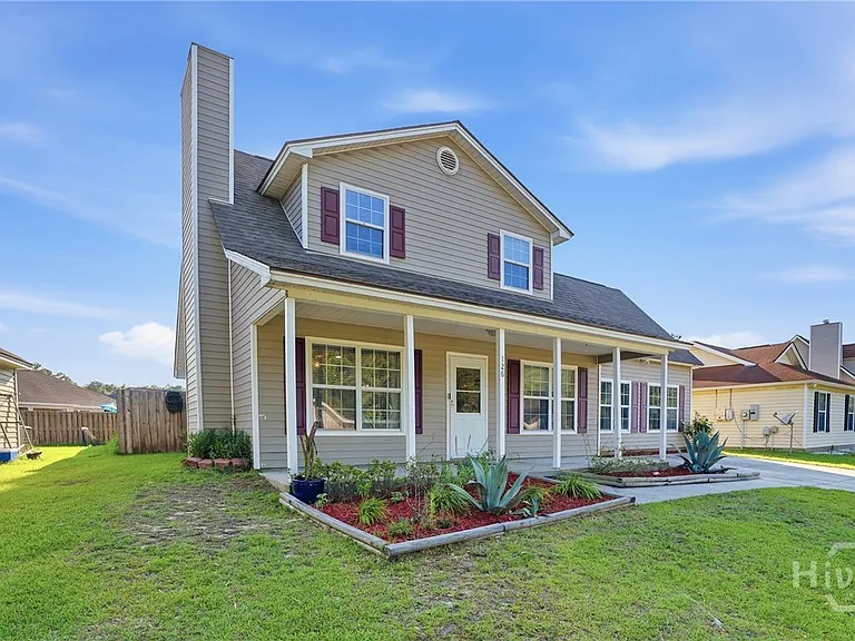 126 Bluelake Blvd — Photo 1