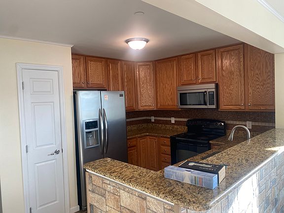 5th image of 4405 Driftwood Dr #93