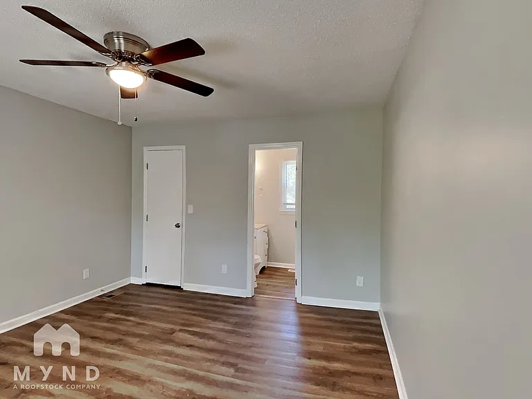 213 Cedar Ct — Photo 15