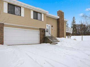 4613 1/2 Penkwe Way, Eagan, MN 55122