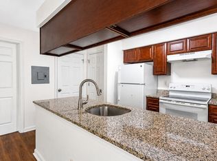 23 Norwich Pl, Somerset, NJ 08873