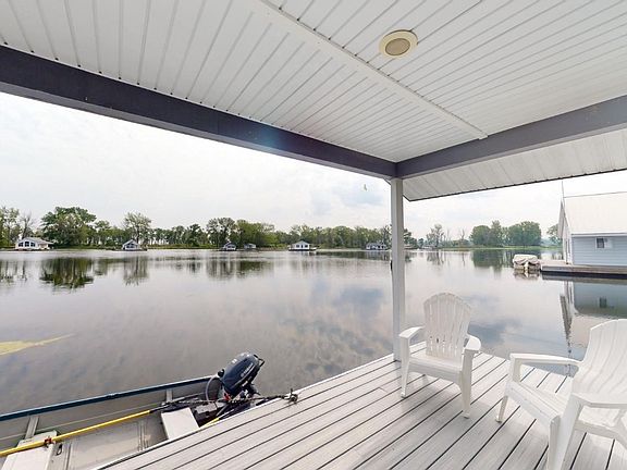 5th image of 17 Horseshoe Pond