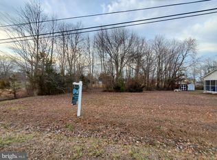 Center Ave, Chaptico, MD 20621