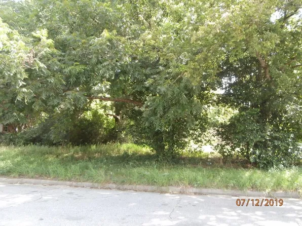 2709 Dawson St, Columbus, GA 31903
