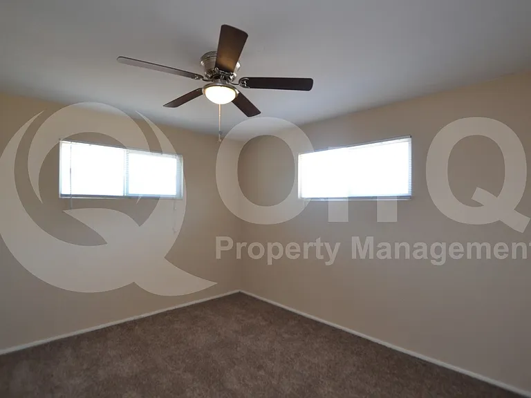 8118 N 29th Ave — Photo 13