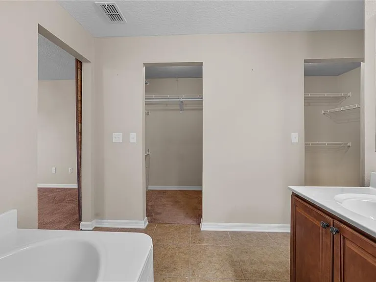 14308 NW 161st Ave — Photo 57