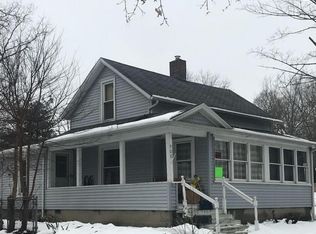 908 Edison Ave, Lansing, MI 48910