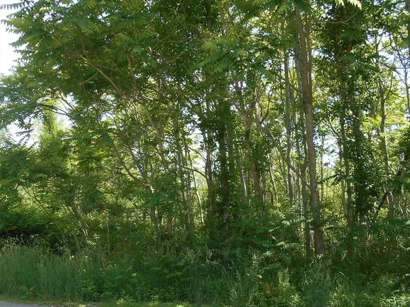 21 Papermill Rd, Wareham, MA 02571