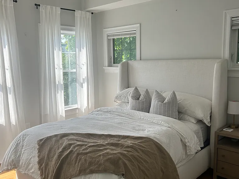 35 Chestnut St #2 — Photo 8