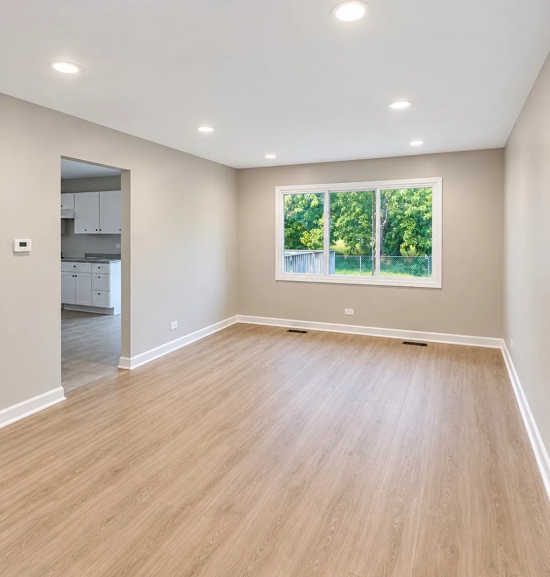 4 bed, 1317 sqft, $3,125 — Photo 2