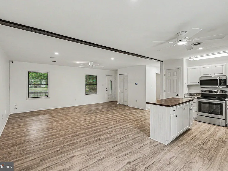 78 Woodmount Dr — Photo 8