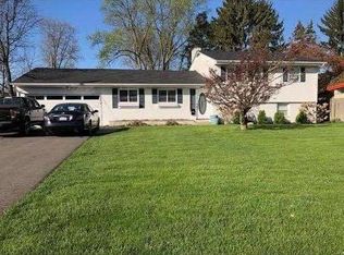 1715 Birchcrest Rd, Columbus, OH 43221