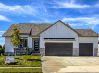 2309 NE Andromada Ct, Blue Springs, MO 64029