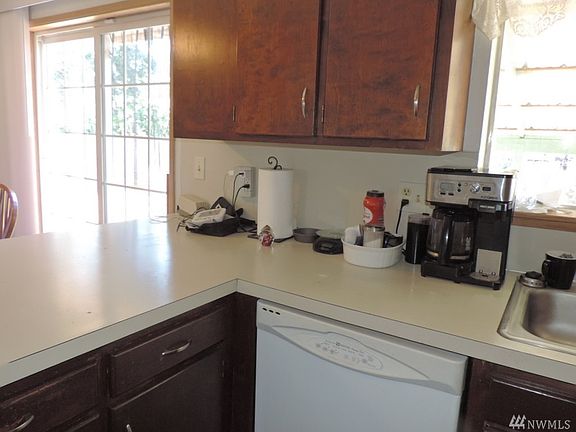 3rd image of 1514 Jensen Ave