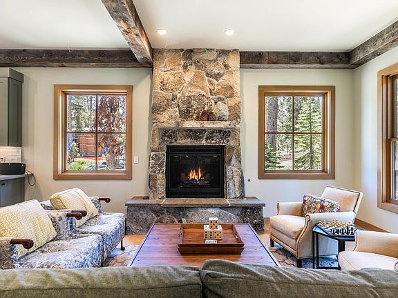 4th image of 5730 Tiger Lily Ct