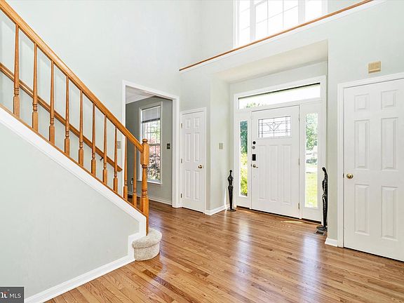 2nd image of 4406 Huntchase Dr