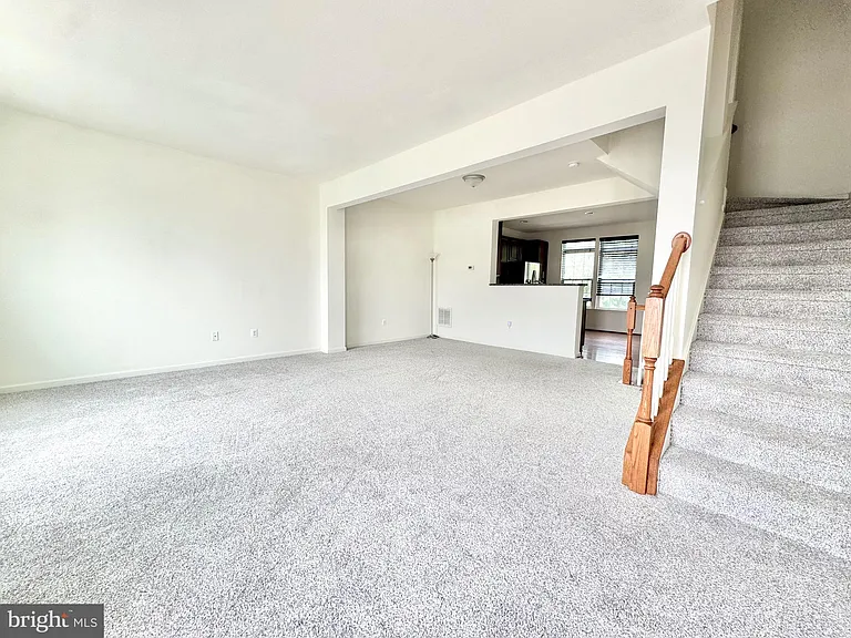 412 S Greenberry Ln — Photo 7
