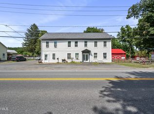 319 Speigletown Rd, Troy, NY 12182