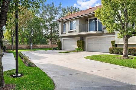 2nd image of 593 S Glenhurst Dr