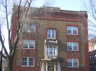902 Grand Ave, Saint Paul, MN 55105