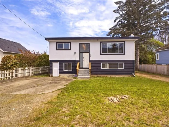 428 Howard Ave, Nanaimo, BC V9R 3S4