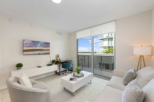 3801 Biscayne Blvd #ID1028805P Photo 1