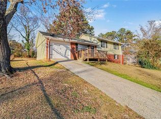 56 Crystal River Dr, Riverdale, GA 30274
