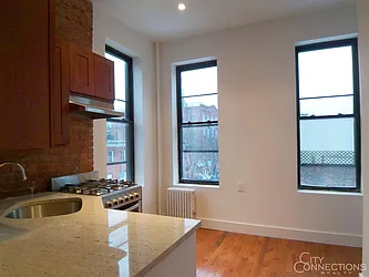 Rented by City Connections Realty