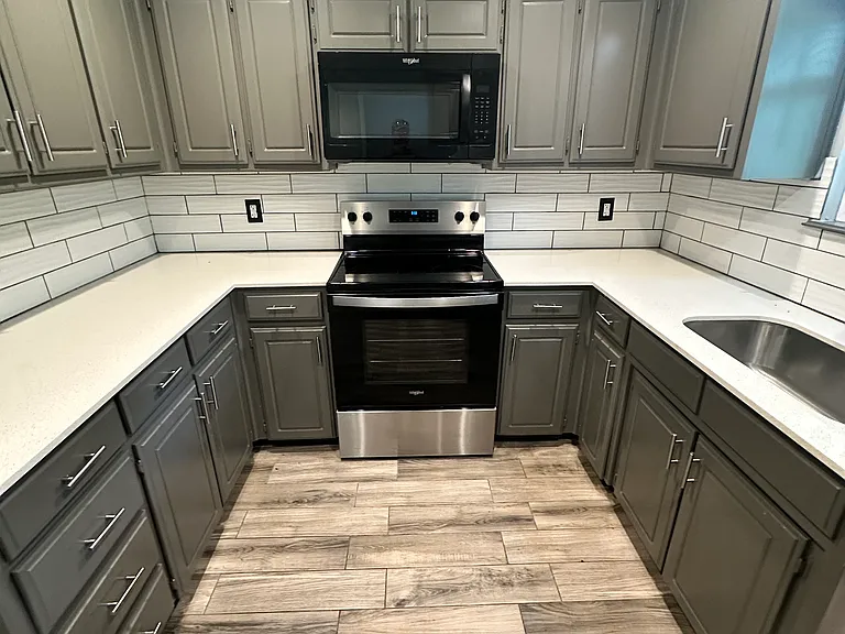 2615 N Beard Ave — Photo 5