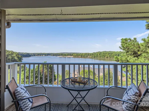 9709 Emerald Point Dr Unit 12, Charlotte, NC 28278