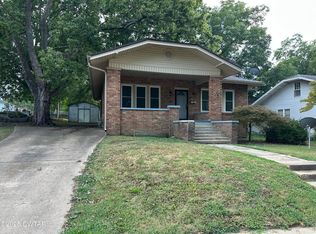 33 W End Ave, Mc Kenzie, TN 38201