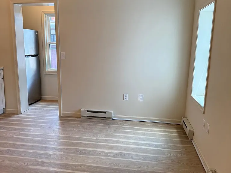 238 E Philadelphia St #4 — Photo 5
