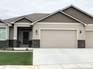 1722 S Dewberry Pl, Kennewick, WA