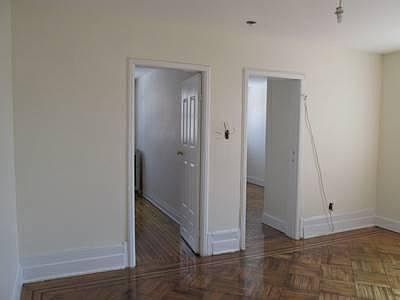 2nd image of 179 Tompkins Ave APT 2R