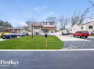 3804 Liberty Blvd, Westmont, IL