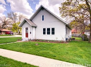 2704 Central Ave SW, Wyoming, MI 49519