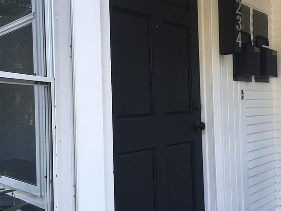 2nd image of 3234 3rd Ave S #3234