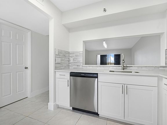 5th image of 2200 S Cypress Bend Drive #805
