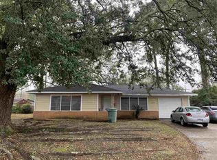 5795 Shivers Dr, Beaumont, TX 77708