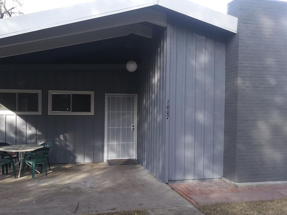 1st image of 1007 W Paloma Ave
