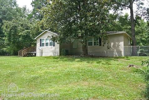 2nd image of 295 Goolsby Cir