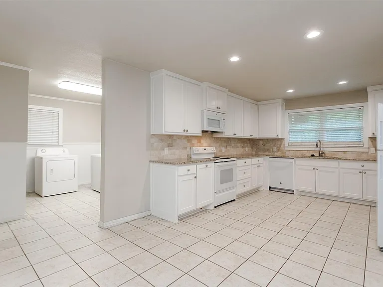 4808 Terrace Trl — Photo 25