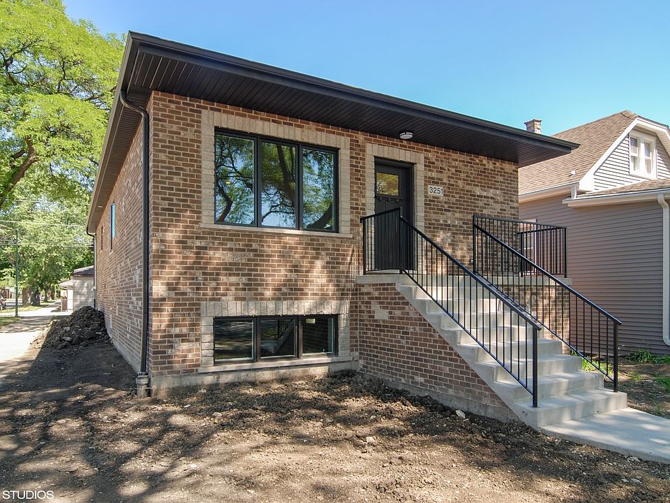 1st image of 3251 N Overhill Ave