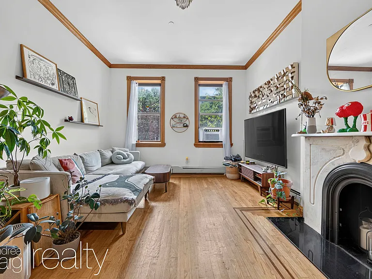 9 3rd St #2 — Photo 3