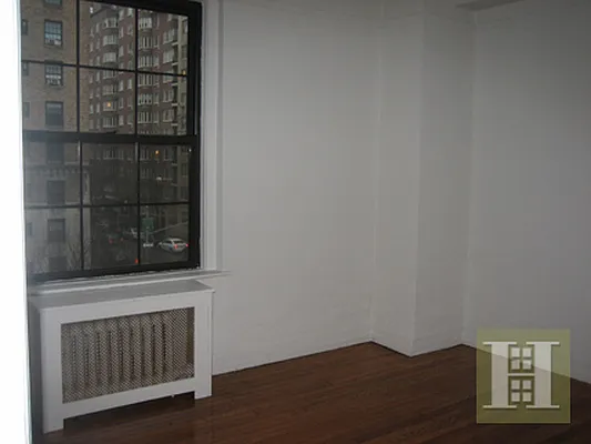 Rented by Halstead Real Estate | media 8